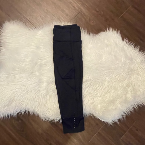 Lululemon Fast & Free Crop (19") - Picture 3 of 4